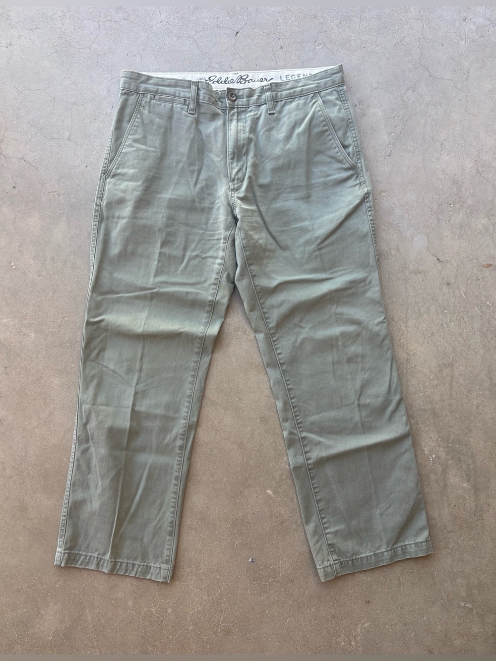 Eddie Bauer Men's Legend Wash Chino Pants 34x30 Sage Green Straight Flat Front